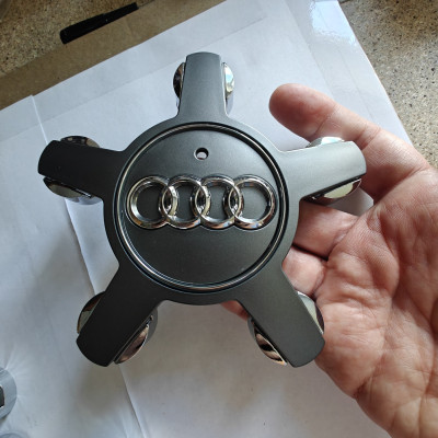 Ковпачки (заглушки) в диски Audi, сірий матовий 135\60мм 4F0 601165
